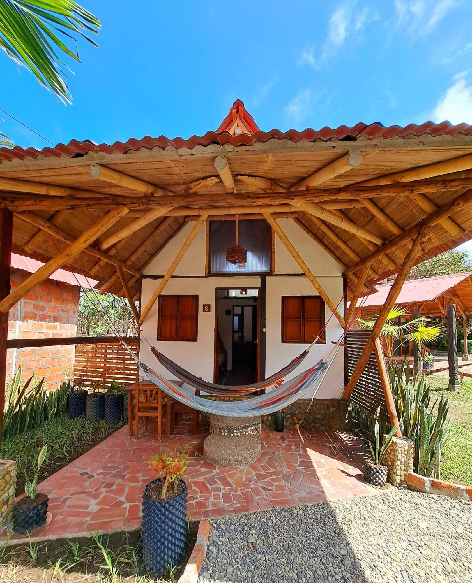Cabanas La Tortuga Аямпе Екстериор снимка
