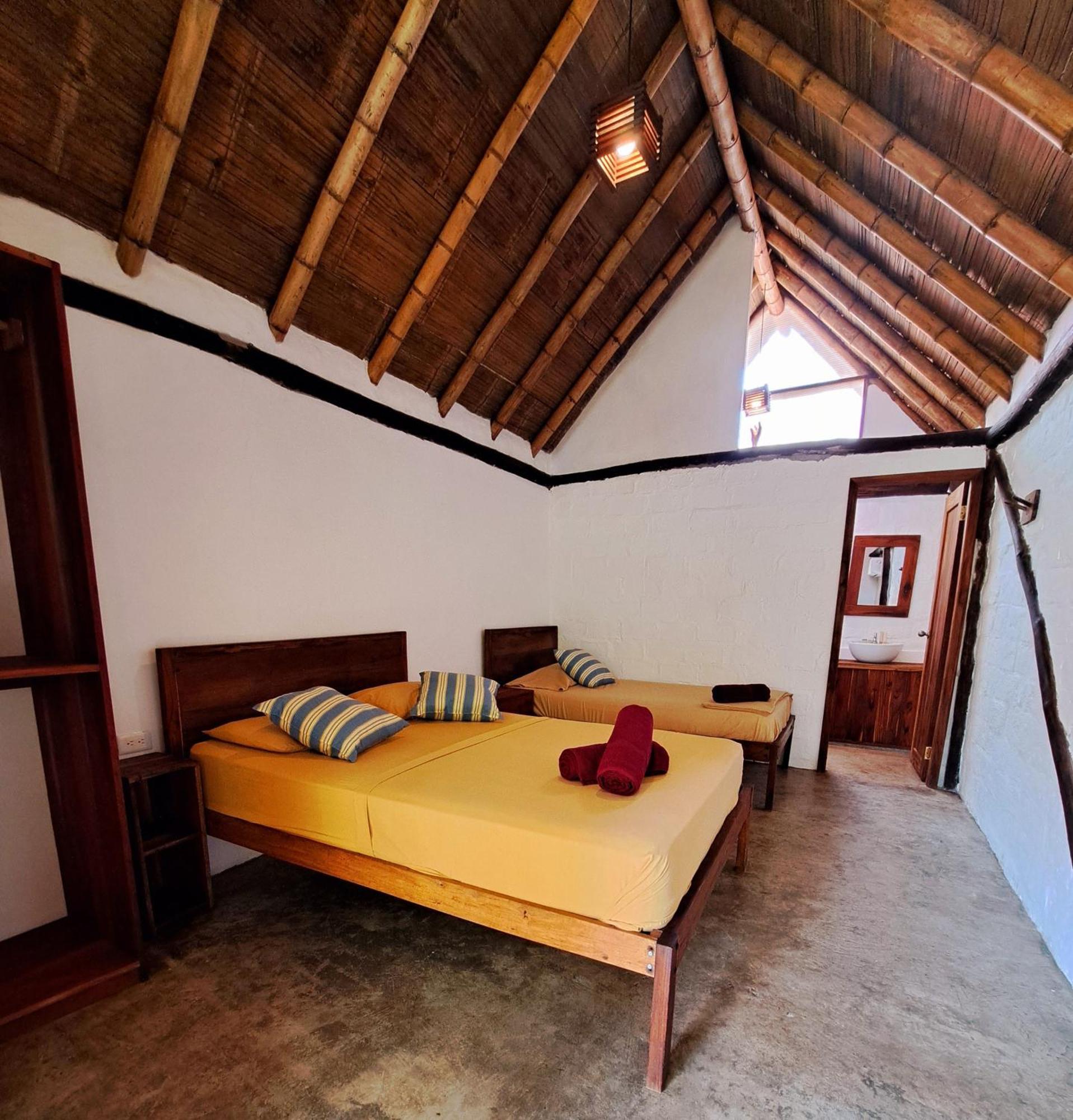 Cabanas La Tortuga Аямпе Екстериор снимка