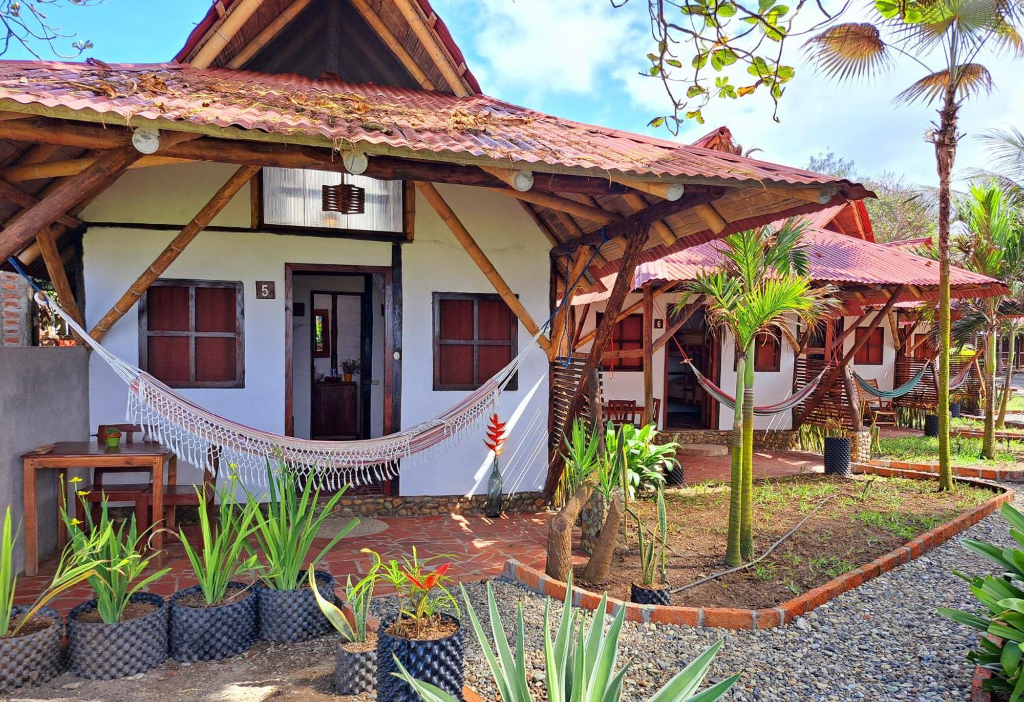 Cabanas La Tortuga Аямпе Екстериор снимка