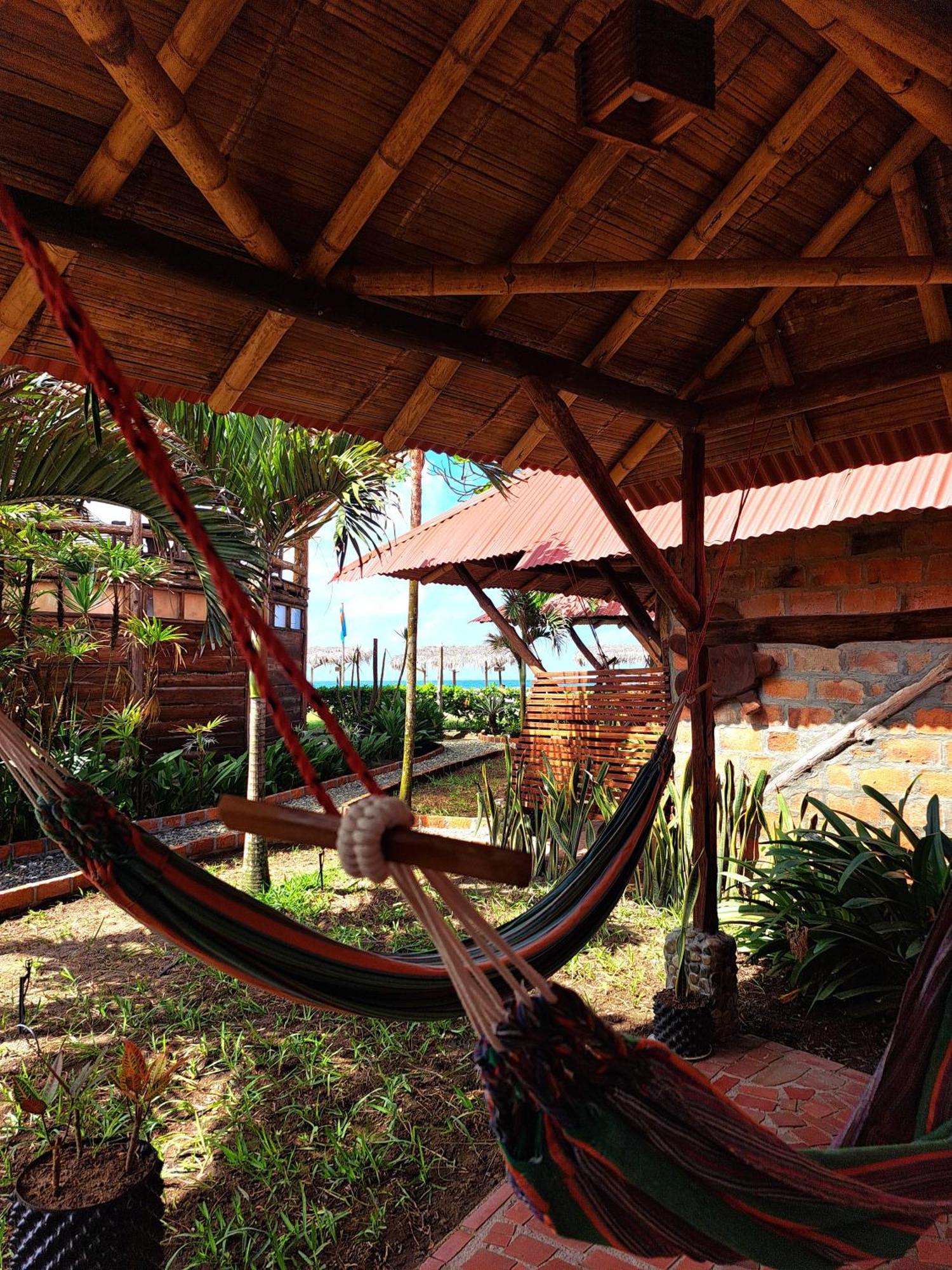 Cabanas La Tortuga Аямпе Екстериор снимка