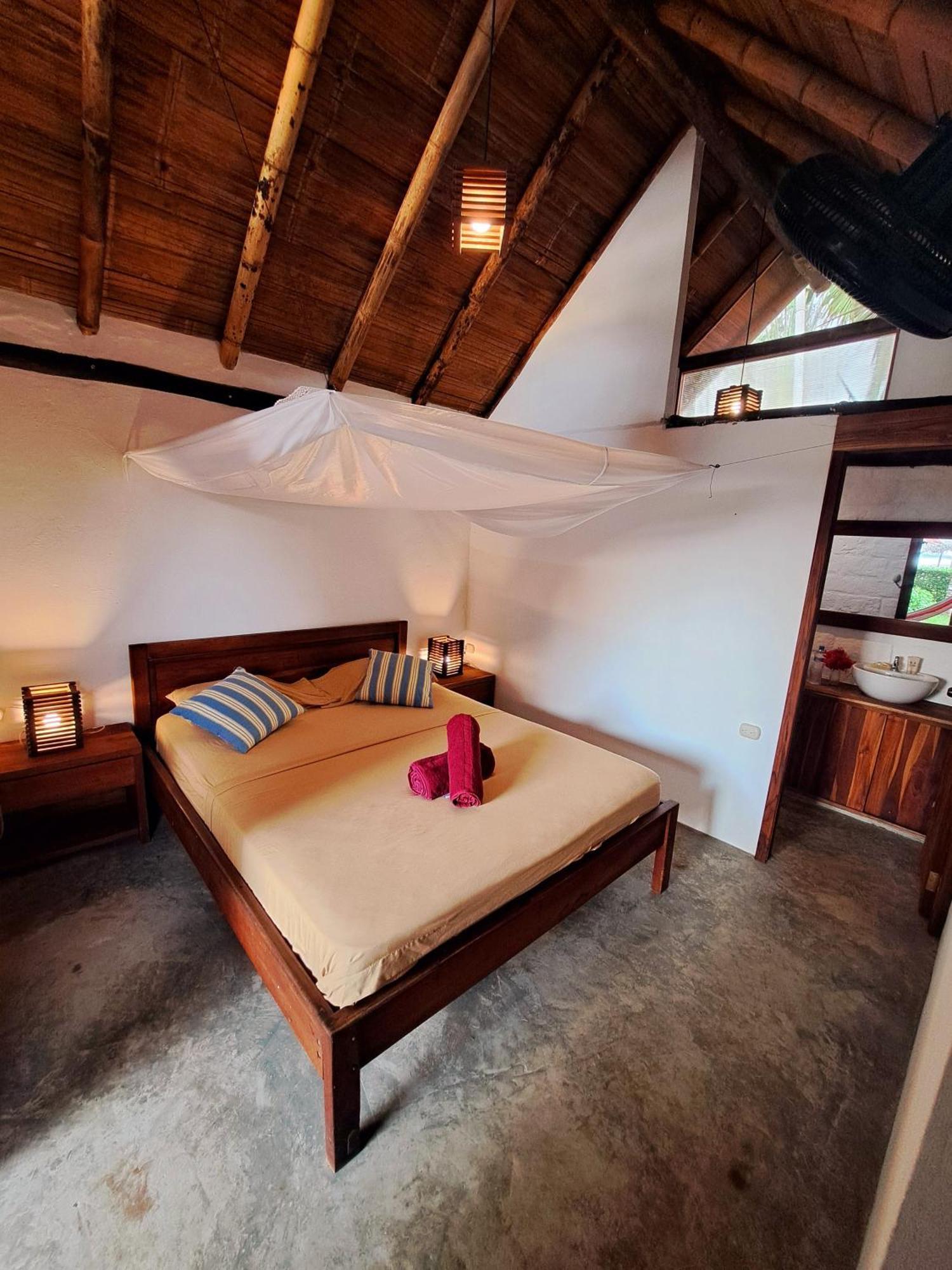 Cabanas La Tortuga Аямпе Екстериор снимка
